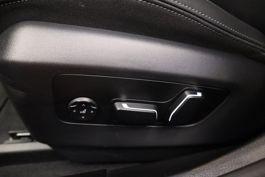 BMW 5 Serie 530e M Sport Edition Panoramadak Head-up Harman/Kardon