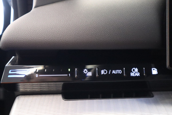 BMW 5 Serie 530e M Sport Edition Panoramadak Head-up Harman/Kardon