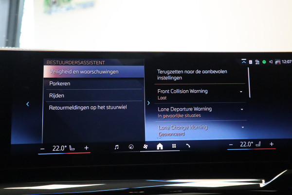 BMW 5 Serie 530e M Sport Edition Panoramadak Head-up Harman/Kardon