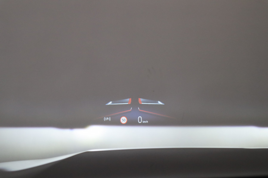 BMW 5 Serie 530e M Sport Edition Panoramadak Head-up Harman/Kardon
