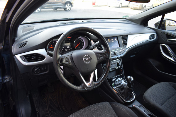 Opel Astra Sports Tourer 1.5 CDTI Edition 2020 | Trekhaak | CarPlay | Stuur- en Stoelverwarming