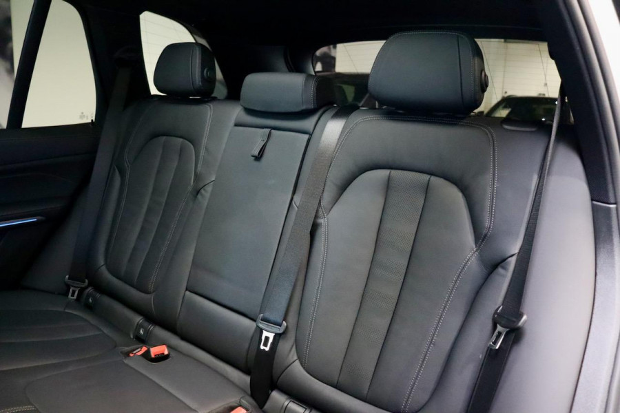 BMW X5 xDrive45e M Sport|PANO|22''|AKRA|AERO Body
