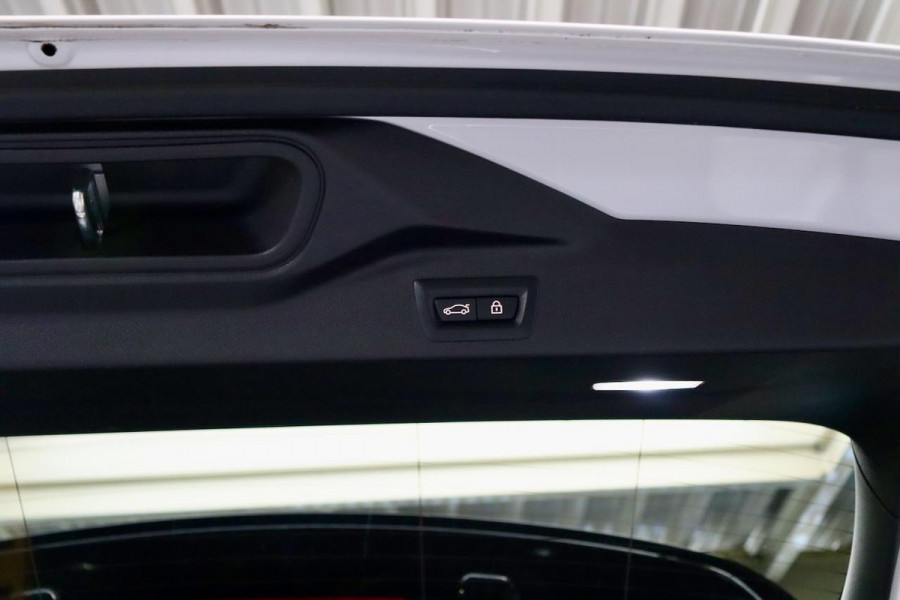 BMW X5 xDrive45e M Sport|PANO|22''|AKRA|AERO Body