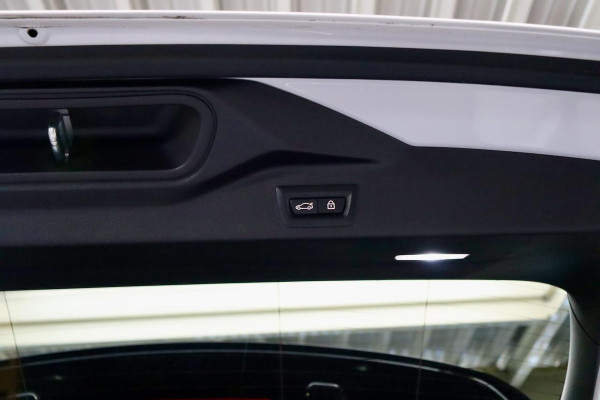 BMW X5 xDrive45e M Sport|PANO|22''|AKRA|AERO Body