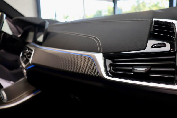 BMW X5 xDrive45e M Sport|PANO|22''|AKRA|AERO Body