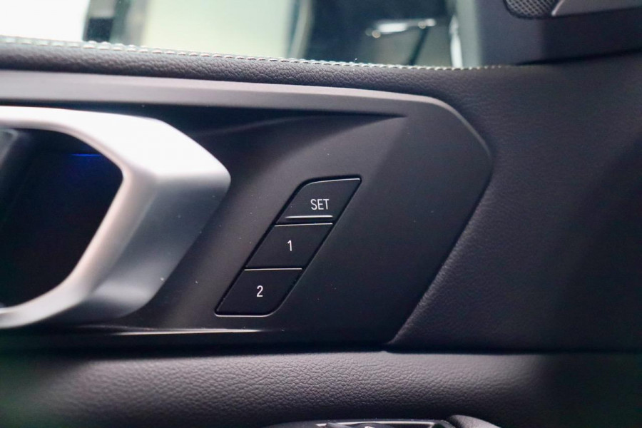 BMW X5 xDrive45e M Sport|PANO|22''|AKRA|AERO Body