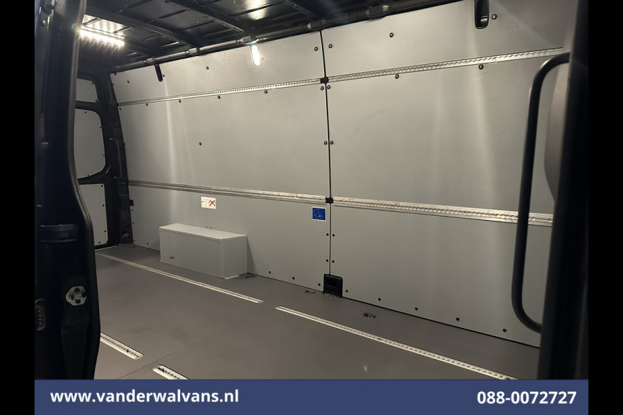 Mercedes-Benz Sprinter 317 CDI 170pk L3H2 Euro6 Airco | Apple Carplay | 360 Graden Camera | Navigatie Android Auto, Cruisecontrol, Chauffeursstoel, Parkeersensoren, Stoelverwarming, Bijrijdersbank Mercedes-Benz Sprinter 317 CDI 170pk L3H2 Euro6 Airco | Apple Carplay | 360 Graden Camera | Navigatie Android Auto, Cruisecontrol, Chauffeursstoel, Parkeersensoren, Stoelverwarming, Bijrijdersbank