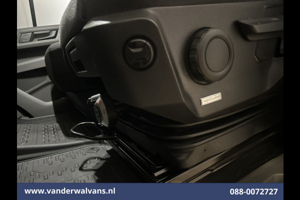 Volkswagen Crafter 2.0 TDI 140pk L3H3 (oude L2H2) Euro6 Airco | Camera | Cruisecontrol | Apple Carplay | bijrijdersbank android auto, chauffeursstoel, 3000kg trekvermogen