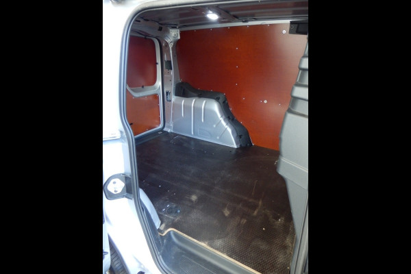 Volkswagen Caddy Cargo 2.0 TDI Comfort | Trekhaak | Laadruimte afwerking | Clima |