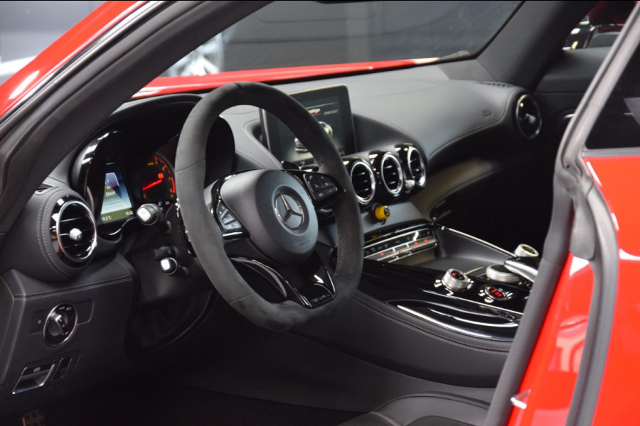 Mercedes-Benz AMG GT 4.0 R Org.NL!!|PPF|25000km!!|Dealer Onderhouden Mercedes-Benz AMG GT 4.0 R Org.NL!!|PPF|25000km!!|Dealer Onderhouden
