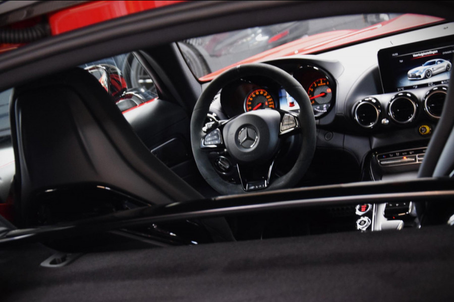 Mercedes-Benz AMG GT 4.0 R Org.NL!!|PPF|25000km!!|Dealer Onderhouden Mercedes-Benz AMG GT 4.0 R Org.NL!!|PPF|25000km!!|Dealer Onderhouden