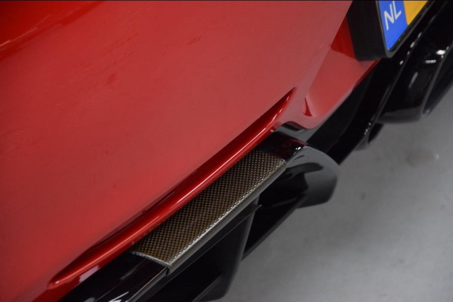 Mercedes-Benz AMG GT 4.0 R Org.NL!!|PPF|25000km!!|Dealer Onderhouden Mercedes-Benz AMG GT 4.0 R Org.NL!!|PPF|25000km!!|Dealer Onderhouden