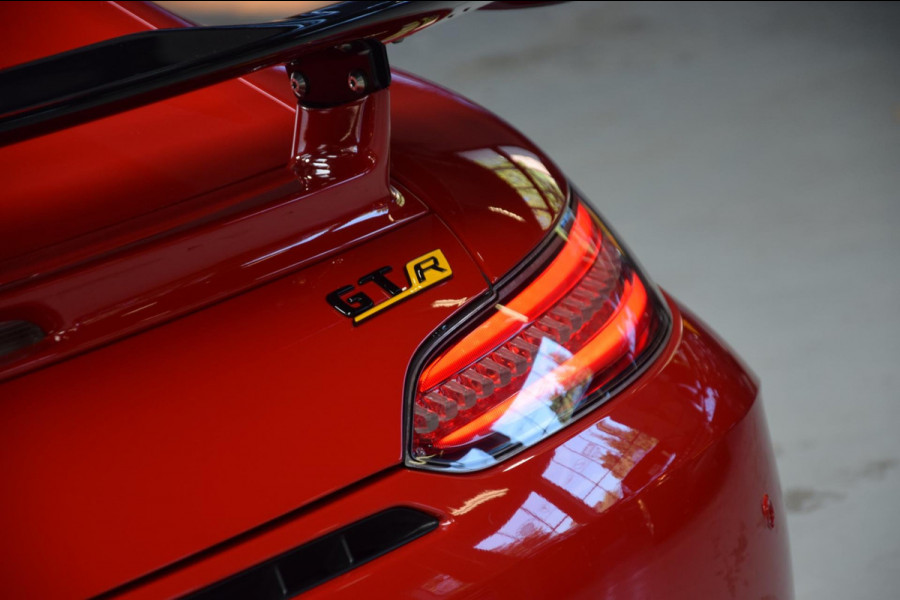 Mercedes-Benz AMG GT 4.0 R Org.NL!!|PPF|25000km!!|Dealer Onderhouden Mercedes-Benz AMG GT 4.0 R Org.NL!!|PPF|25000km!!|Dealer Onderhouden