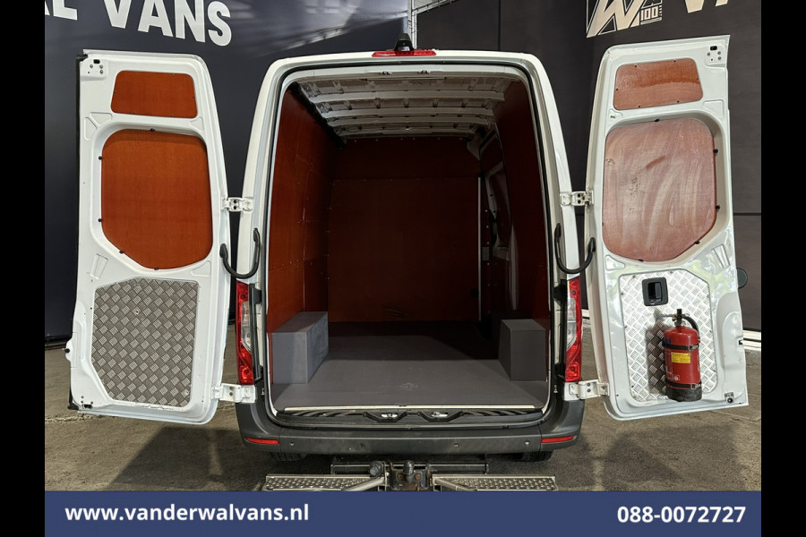 Mercedes-Benz Sprinter 316 CDI 163pk 3500kg Trekhaak L2H2 Euro6 Airco | Camera | Apple Carplay Android Auto, Cruisecontrol, Parkeersensoren
