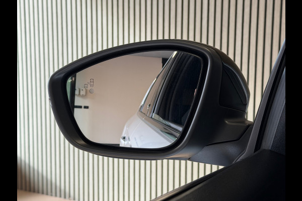 Opel CORSA-E Ultimate electrisch PANORAMADAK KEYLESS-GO CAMERA STOEL/ STUURVERWARMING DODEHOEKSENSOR