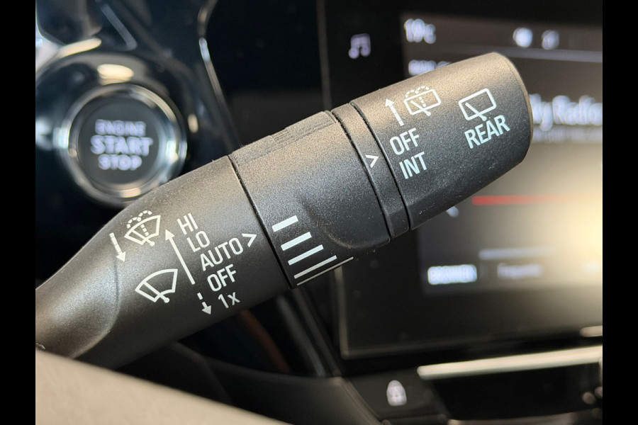 Opel CORSA-E Ultimate electrisch PANORAMADAK KEYLESS-GO CAMERA STOEL/ STUURVERWARMING DODEHOEKSENSOR
