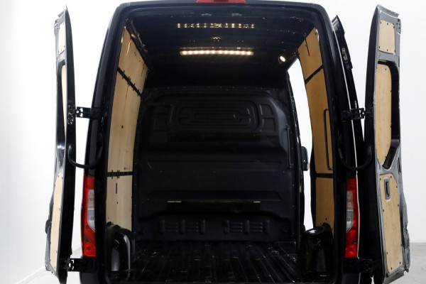 Mercedes-Benz Sprinter 314 CDI 143pk RWD L2H2 Airco/Navi/Camera 11-2019