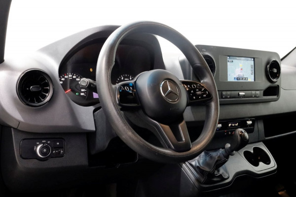 Mercedes-Benz Sprinter 314 CDI 143pk RWD L2H2 Airco/Navi/Camera 11-2019