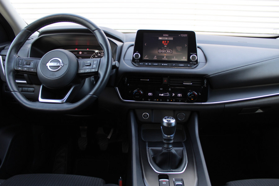 Nissan QASHQAI 1.3 MHEV 140PK Acenta | Adaptieve Cruise | Camera | BLIS | Stoel/Stuurverwarming