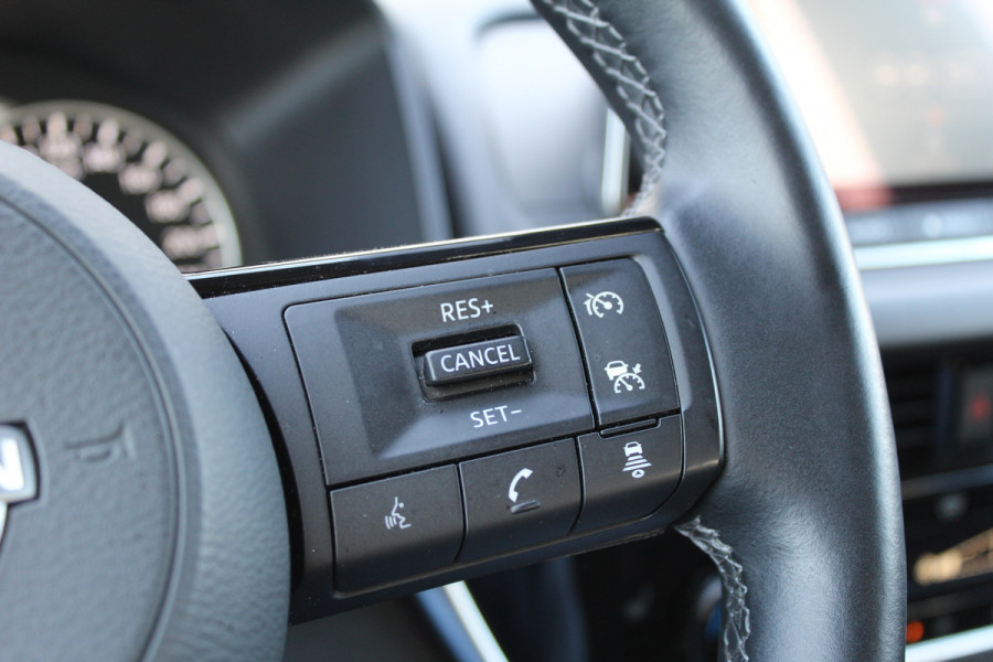 Nissan QASHQAI 1.3 MHEV 140PK Acenta | Adaptieve Cruise | Camera | BLIS | Stoel/Stuurverwarming