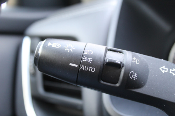 Nissan QASHQAI 1.3 MHEV 140PK Acenta | Adaptieve Cruise | Camera | BLIS | Stoel/Stuurverwarming