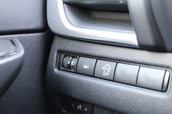 Nissan QASHQAI 1.3 MHEV 140PK Acenta | Adaptieve Cruise | Camera | BLIS | Stoel/Stuurverwarming