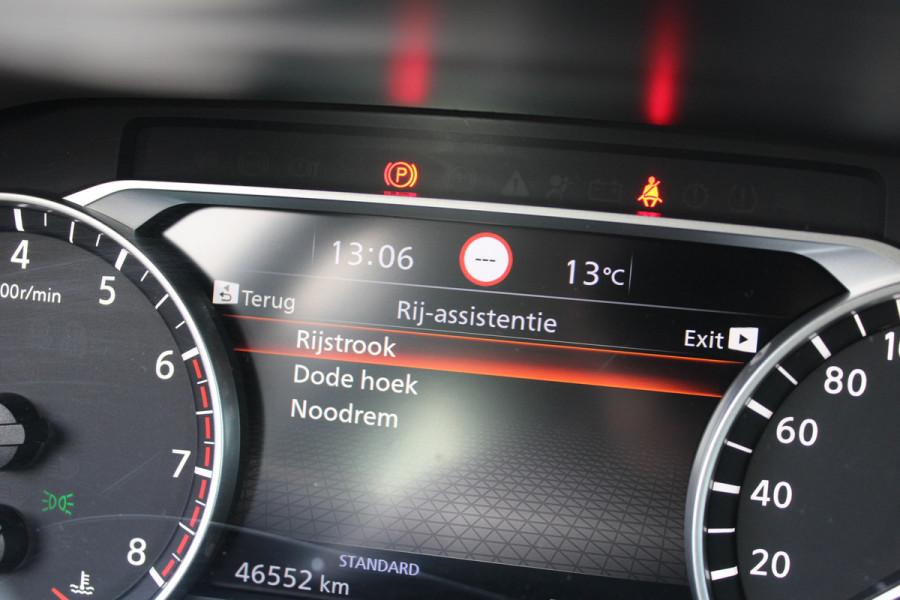 Nissan QASHQAI 1.3 MHEV 140PK Acenta | Adaptieve Cruise | Camera | BLIS | Stoel/Stuurverwarming