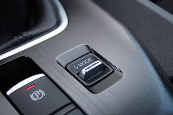 Nissan QASHQAI 1.3 MHEV 140PK Acenta | Adaptieve Cruise | Camera | BLIS | Stoel/Stuurverwarming