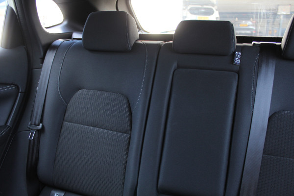 Nissan QASHQAI 1.3 MHEV 140PK Acenta | Adaptieve Cruise | Camera | BLIS | Stoel/Stuurverwarming