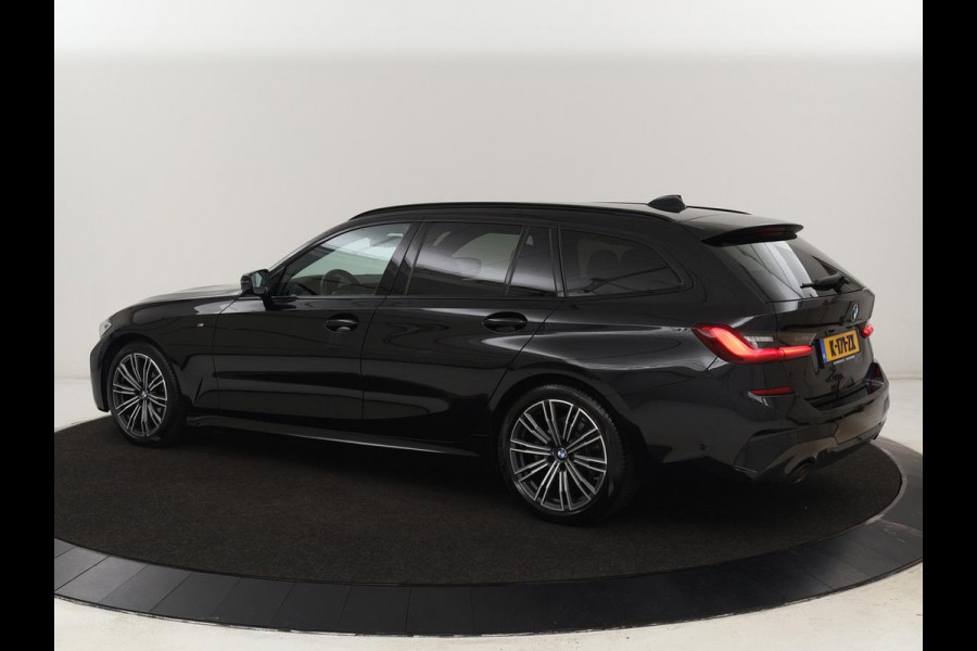 BMW 3 Serie 318i M Sport | Sportstoelen | Half leder | Carplay | Navigatie | Camera | Parkeerhulp | Climate control | Cruise control