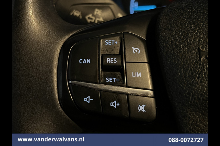 Ford Transit 2.0 TDCI L2H2 Euro6 Airco | Camera | Cruisecontrol | Parkeersensoren Verwarmde voorruit, Bijrijdersbank, 2450kg trekvermogen Ford Transit 2.0 TDCI L2H2 Euro6 Airco | Camera | Cruisecontrol | Parkeersensoren Verwarmde voorruit, Bijrijdersbank, 2450kg trekvermogen