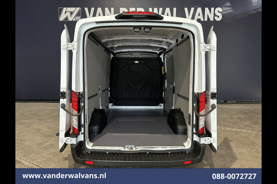 Ford Transit 2.0 TDCI L2H2 Euro6 Airco | Camera | Cruisecontrol | Parkeersensoren Verwarmde voorruit, Bijrijdersbank, 2450kg trekvermogen Ford Transit 2.0 TDCI L2H2 Euro6 Airco | Camera | Cruisecontrol | Parkeersensoren Verwarmde voorruit, Bijrijdersbank, 2450kg trekvermogen
