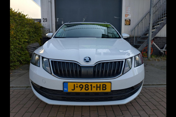 Škoda Octavia Combi 1.0 TSI Greentech Business Edition stoelverwarming