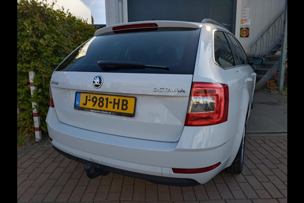 Škoda Octavia Combi 1.0 TSI Greentech Business Edition stoelverwarming