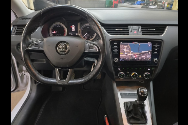 Škoda Octavia Combi 1.0 TSI Greentech Business Edition stoelverwarming