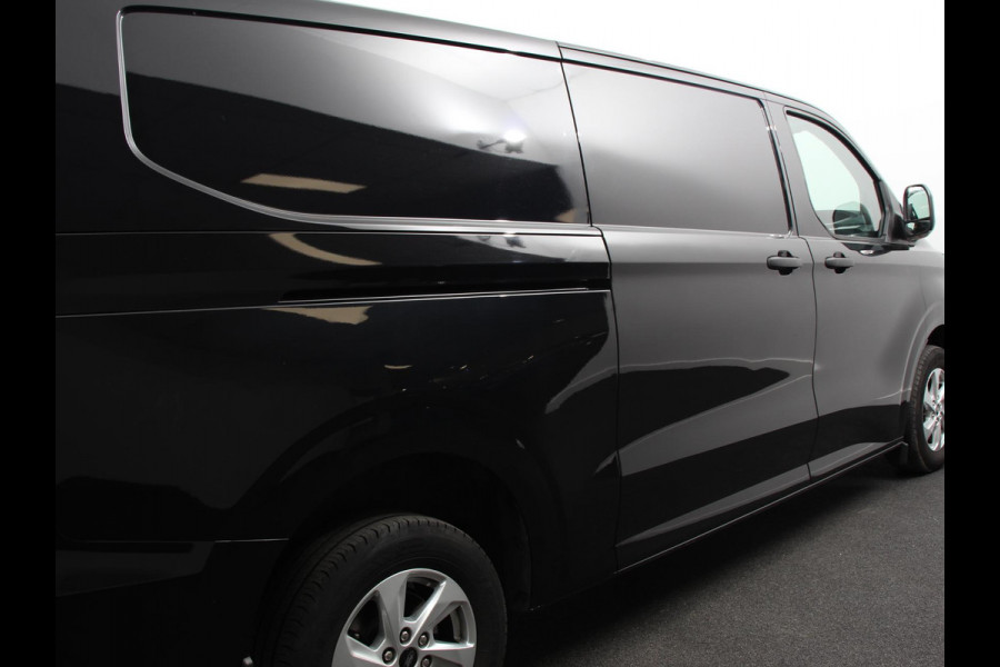 Ford Transit Custom 300 2.0 TDCI L2H1 Trend Nieuw Model Automaat 100 kw Navigatie Parkeersensoren Camera
