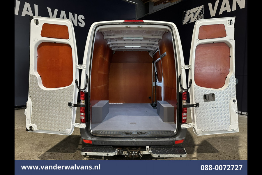 Mercedes-Benz Sprinter 316 CDI 164pk L2H2 Euro6 Airco | 2800kg Trekhaak | Cruisecontrol Parkeersensoren, Chauffeursstoel