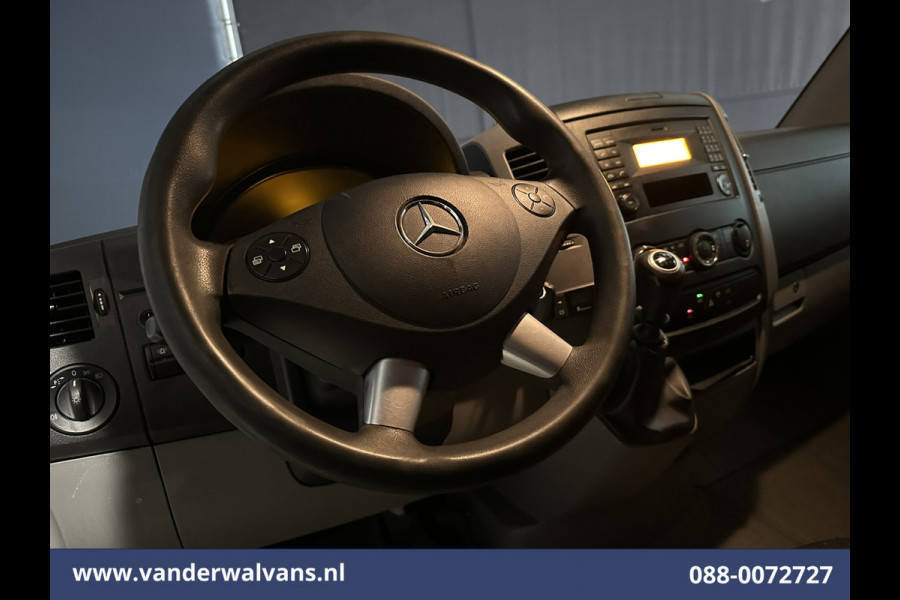Mercedes-Benz Sprinter 316 CDI 164pk L2H2 Euro6 Airco | 2800kg Trekhaak | Cruisecontrol Parkeersensoren, Chauffeursstoel