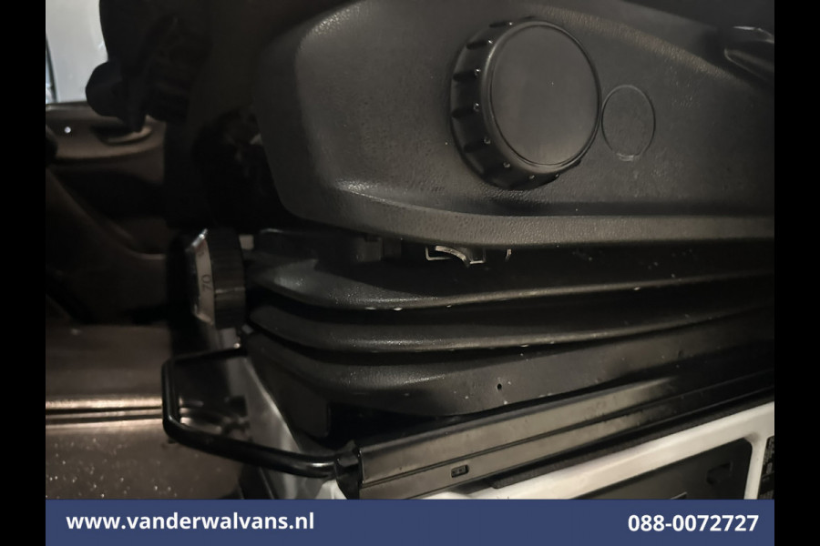 Mercedes-Benz Sprinter 315 CDI 150pk L3H2 Euro6 Airco | Navigatie | Front + Back Camera | Apple Carplay Android Auto, cruisecontrol, Chauffeursstoel, Parkeersensoren, Stoelverwarming, Bijrijdersbank Mercedes-Benz Sprinter 315 CDI 150pk L3H2 Euro6 Airco | Navigatie | Front + Back Camera | Apple Carplay Android Auto, cruisecontrol, Chauffeursstoel, Parkeersensoren, Stoelverwarming, Bijrijdersbank