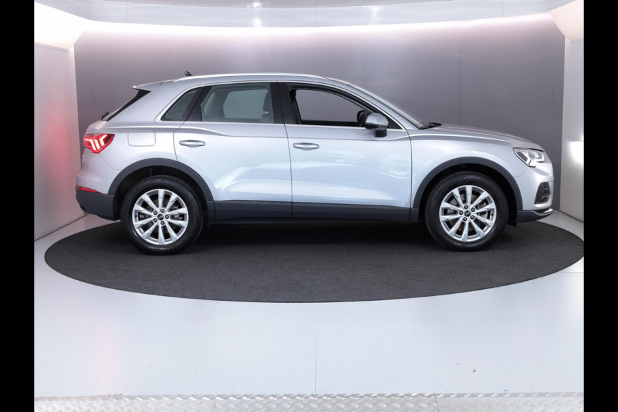 Audi Q3 45 TFSI e Advanced edition Hybrid 245pk | camera| 18'LM-velgen| Navi| El. achterklep
