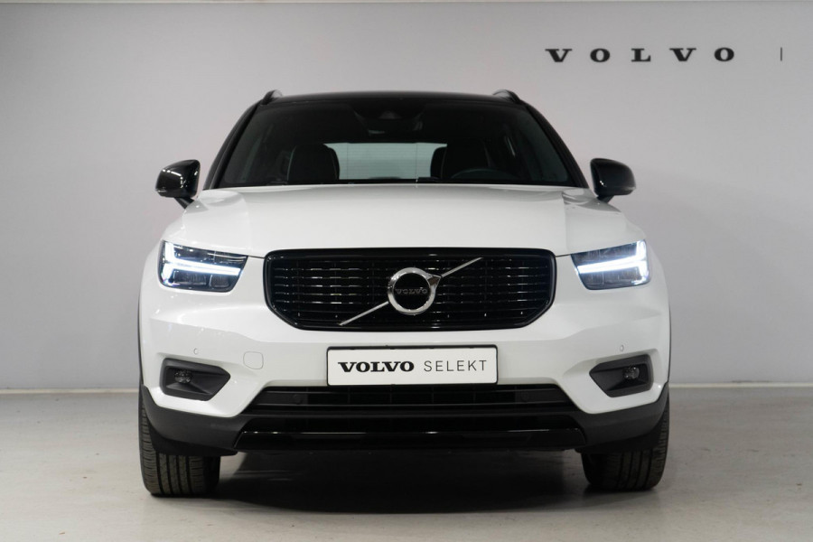 Volvo XC40 T5 262PK Automaat R-Design / Climate pack  / Park assist / Camera achter / Leer/Nubuck bekleding / Elektrische achterklep