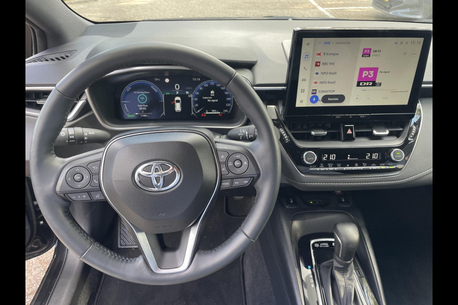 Toyota Corolla Touring Sports Hybrid 140 Business | Stuur- & Stoelverwarming | Parkeersensoren | Navigatie