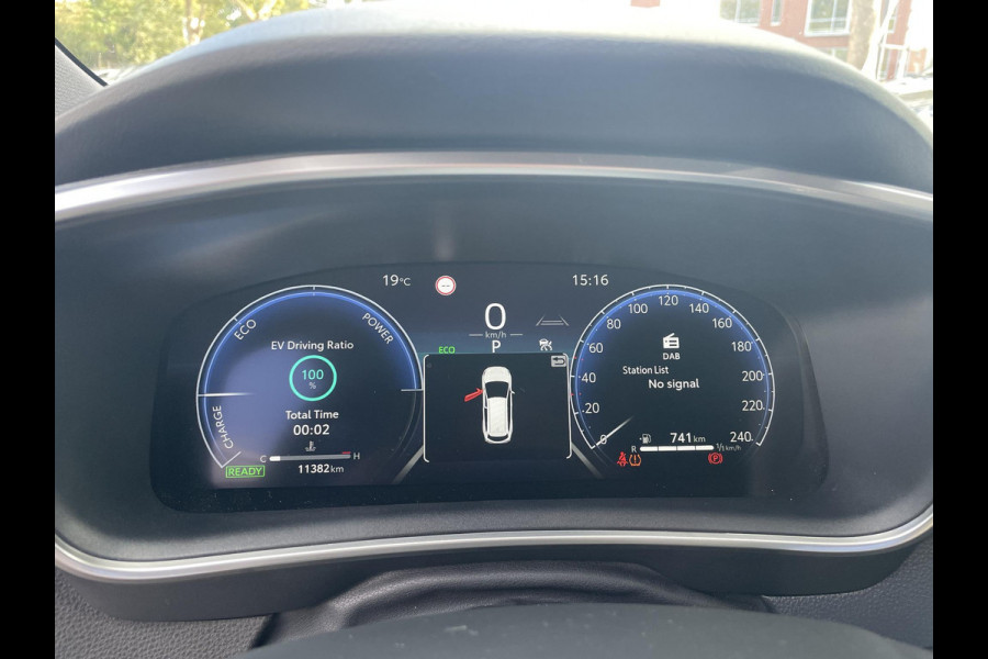 Toyota Corolla Touring Sports Hybrid 140 Business | Stuur- & Stoelverwarming | Parkeersensoren | Navigatie