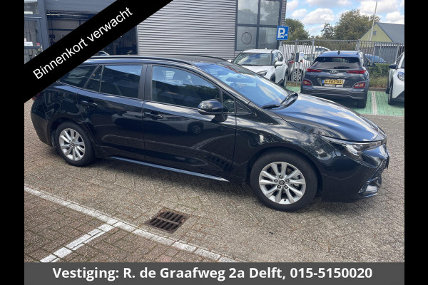 Toyota Corolla Touring Sports Hybrid 140 Business | Stuur- & Stoelverwarming | Parkeersensoren | Navigatie