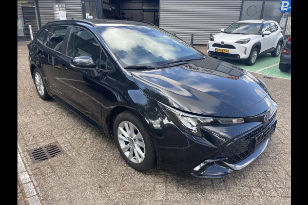 Toyota Corolla Touring Sports Hybrid 140 Business | Stuur- & Stoelverwarming | Parkeersensoren | Navigatie