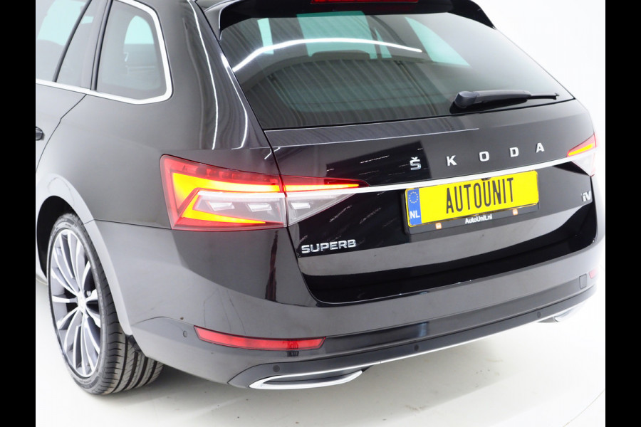 Škoda Superb Combi 1.4 TSI iV Laurin & Klement | Panoramadak | Trekhaak | Canton | 360 | Keyless | Adaptive Cruise | Carplay
