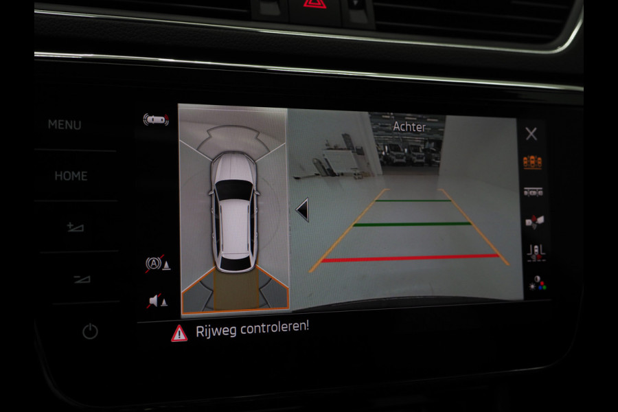 Škoda Superb Combi 1.4 TSI iV Laurin & Klement | Panoramadak | Trekhaak | Canton | 360 | Keyless | Adaptive Cruise | Carplay