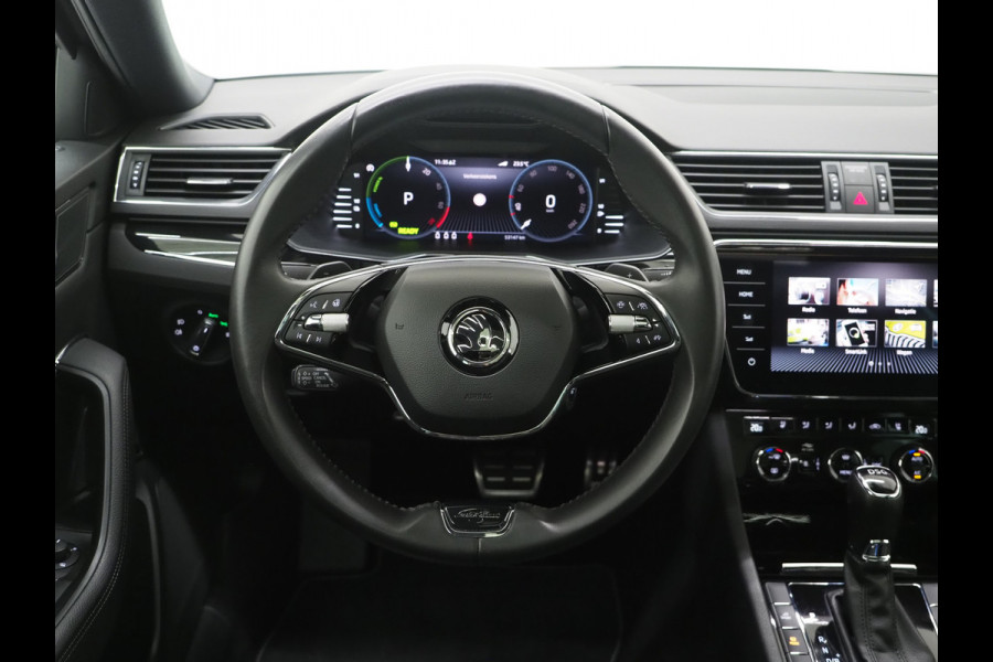 Škoda Superb Combi 1.4 TSI iV Laurin & Klement | Panoramadak | Trekhaak | Canton | 360 | Keyless | Adaptive Cruise | Carplay