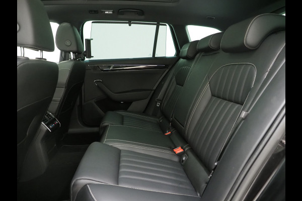 Škoda Superb Combi 1.4 TSI iV Laurin & Klement | Panoramadak | Trekhaak | Canton | 360 | Keyless | Adaptive Cruise | Carplay