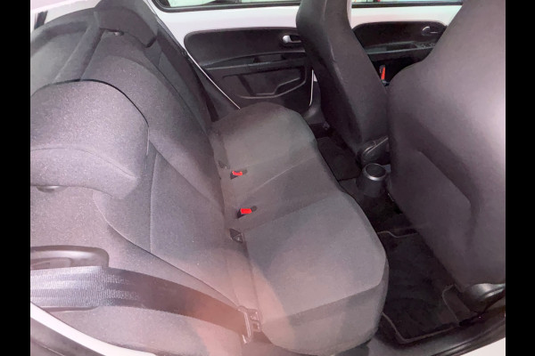 Volkswagen up! 1.0 BMT move up! NWE Model | Airco | DAB+ | 5 deurs | Elktr. pakket Volkswagen up! 1.0 BMT move up! NWE Model | Airco | DAB+ | 5 deurs | Elktr. pakket